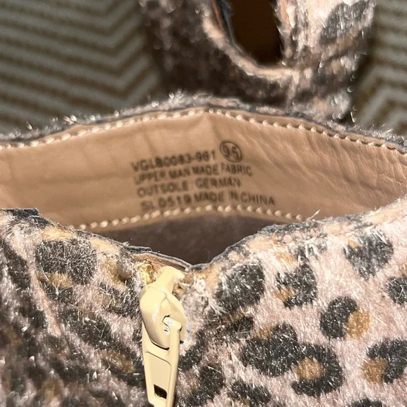 Very G Brown Ankle Boots with hair on hide zip up closure side cheetah print 9.5 - Picture 5 of 6